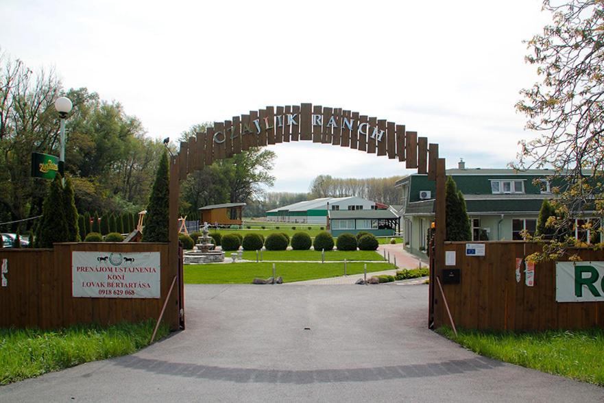 Czajlik Ranch Hotel Jahodná Exterior foto